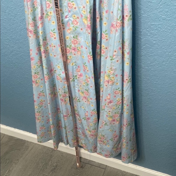 House of CB Sky Tallulah Dress - Picture 5 of 8